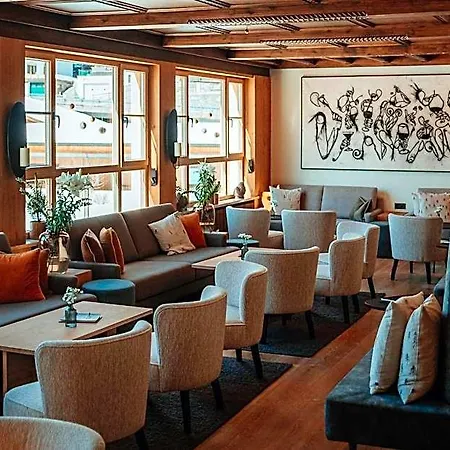 Austria Hotel 4*