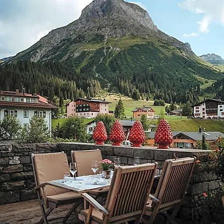 Austria Hotel 4*
